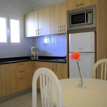 Ld With Pool, 500m From Playa Chicas Apartment