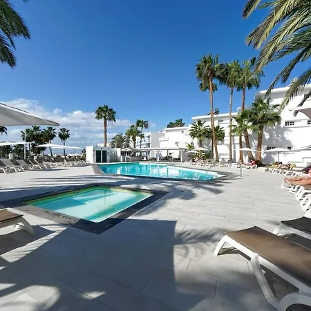Apartment Ld With Pool, 500m From Playa Chicas Puerto del Carmen (Lanzarote)